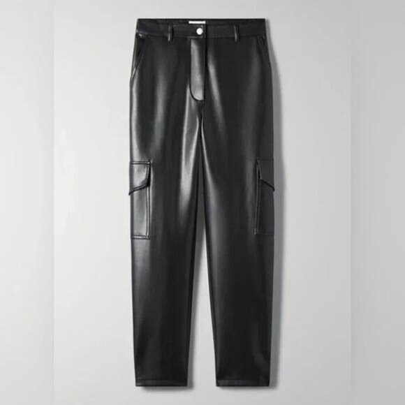 WILFRED FREE Aritzia Modern High-Rise Vegan Leather Black Cargo Pant Sz 00 - Picture 2 of 9